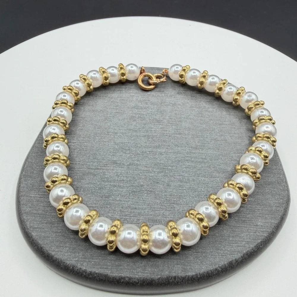 Faux Pearl Bracelet Gold Tone Beaded Floral Spacer Spring Ring Clasp Classic